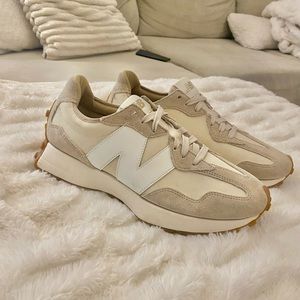 New Balance 327